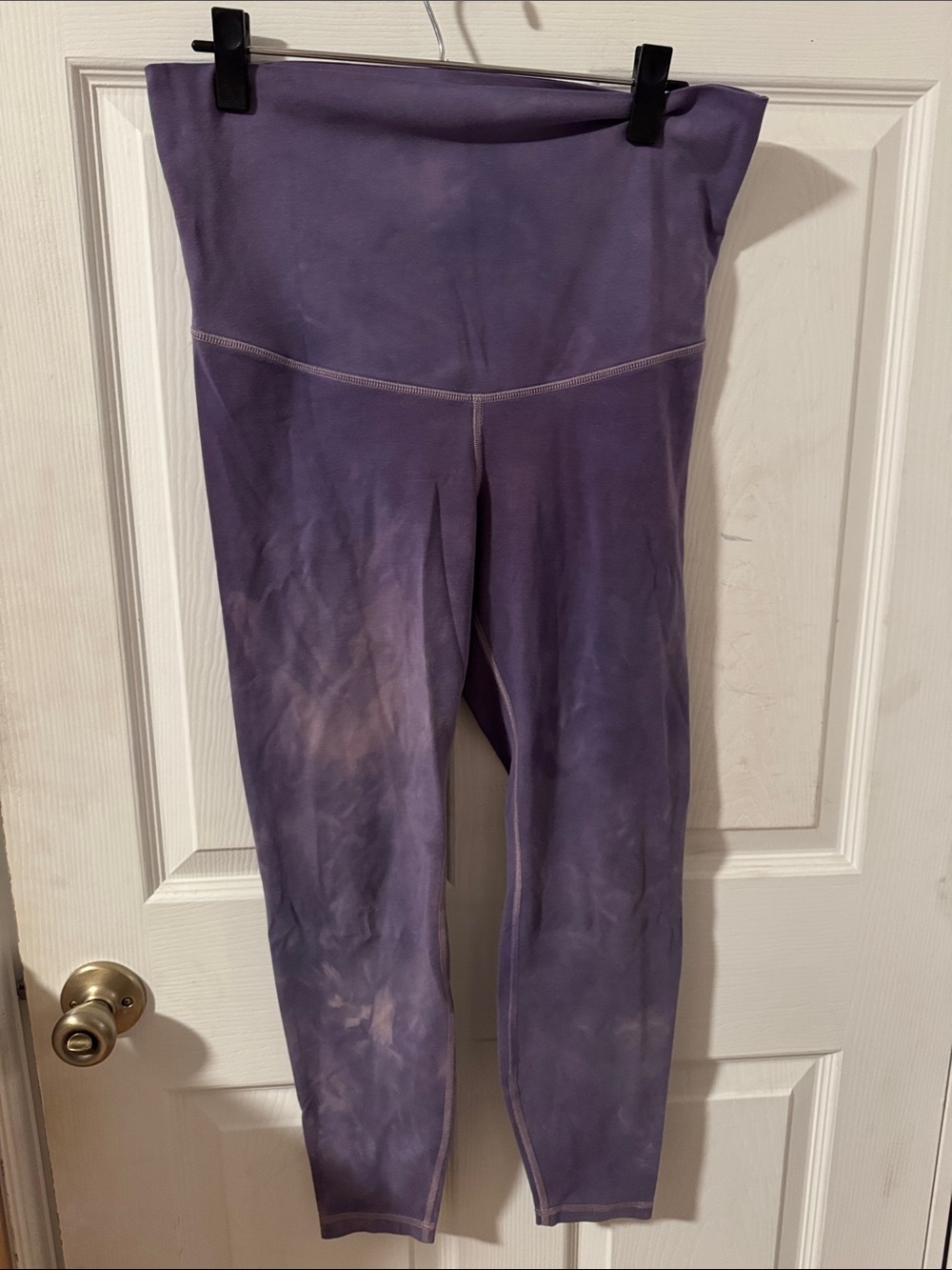 Old Navy Lavender Tie-Dye High-Waist Leggings